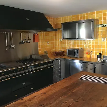 Villa Charentaise Avec Piscine Privee Chazelles (Charente)